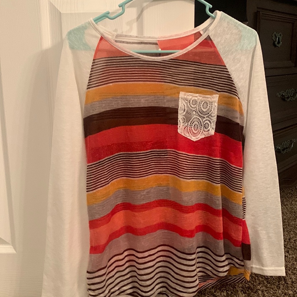 Women’s long sleeve top